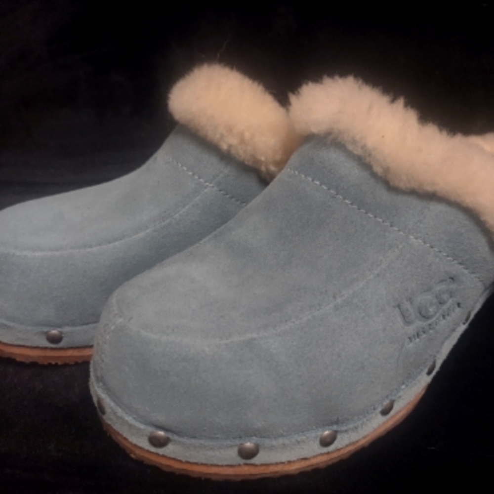 *SOLD* LIKE NEW UGG Mules (Powder Blue) **MAKE AN OFFER**